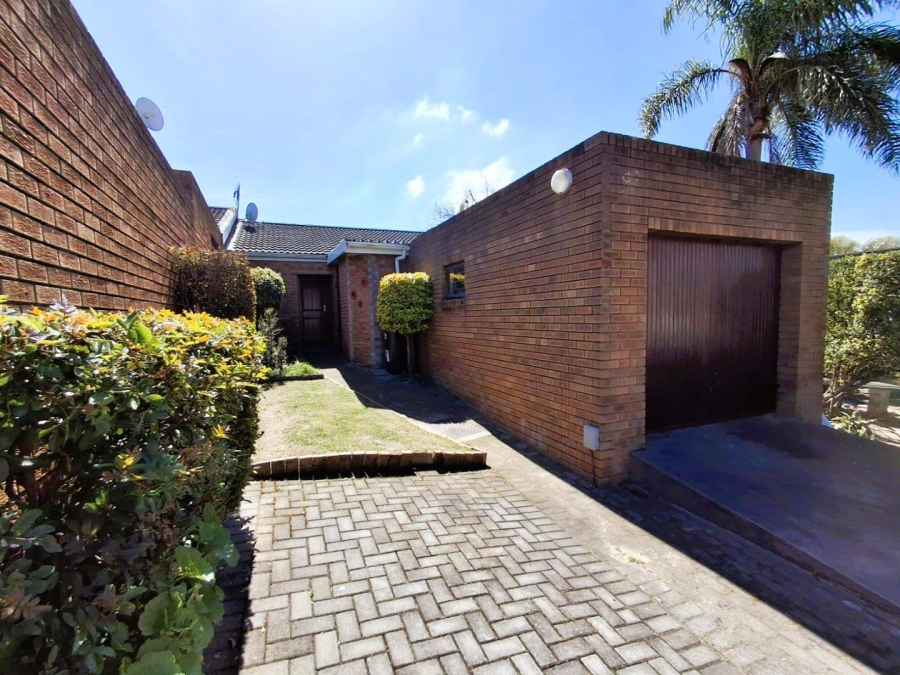 3 Bedroom Property for Sale in Eden Park Western Cape